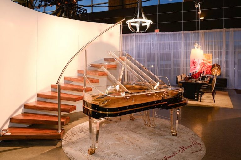 Best Crystal Lucid Plexiglass Pianos