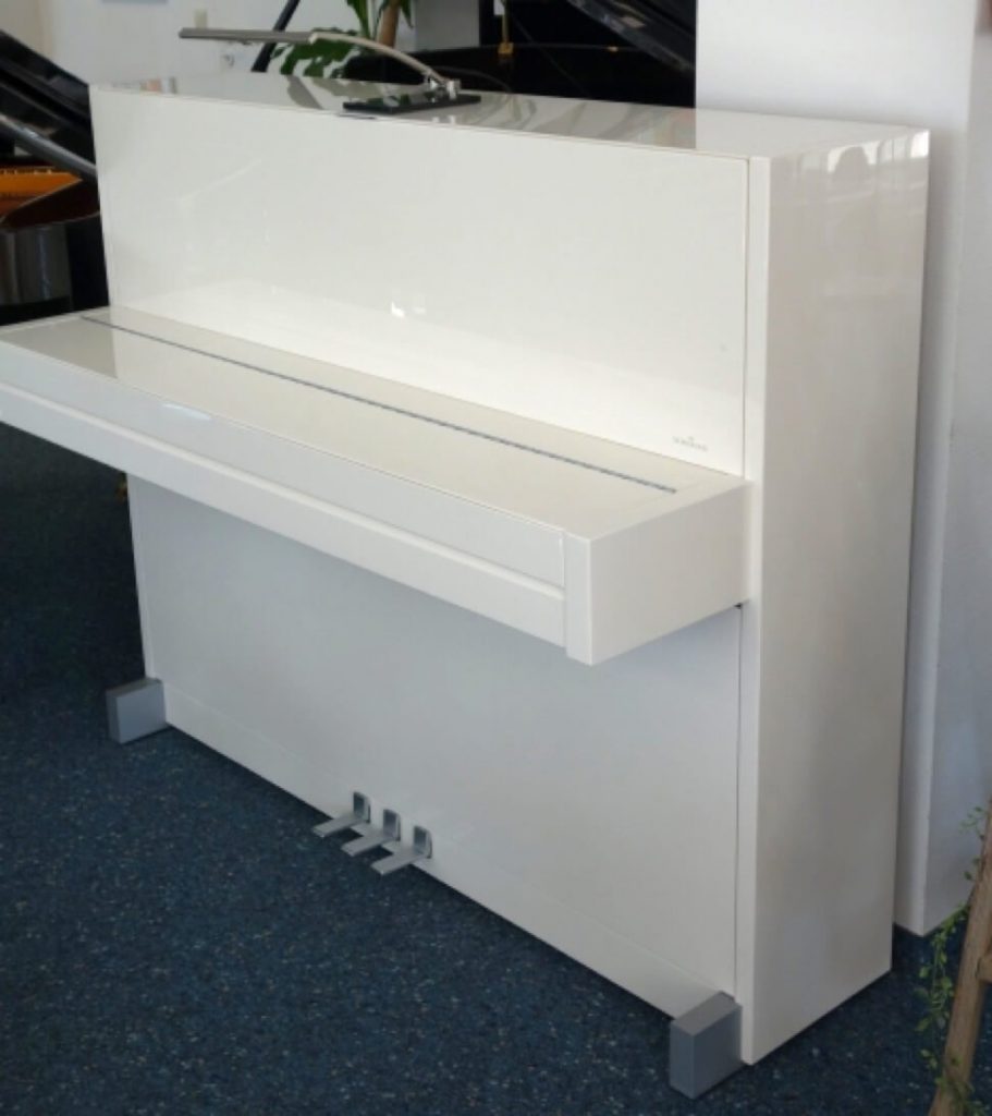 Piano White Little instaling