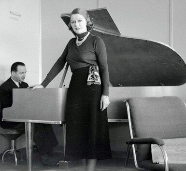 Lady Suzanne Wilkins on the Hindenburg
