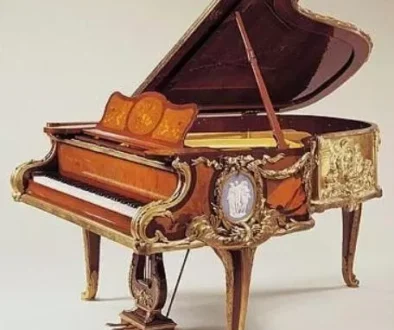 luxury-piano