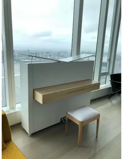 piano-booth